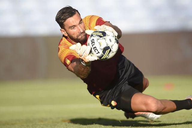 Rui Patrício titular na visita da Roma a Cremona