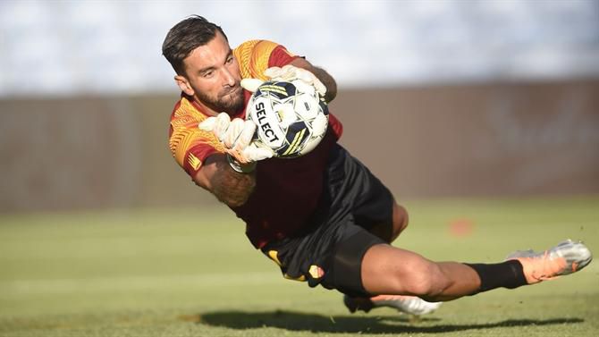 Rui Patrício titular na visita da Roma a Cremona