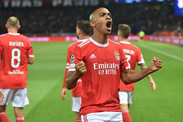 Sair do Benfica? A resposta de João Mário