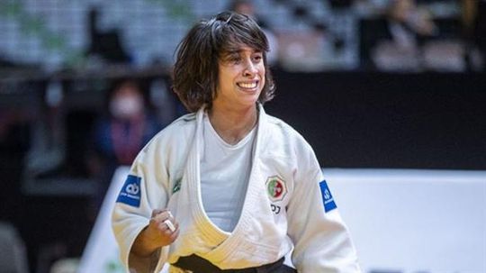 Catarina Costa conquista medalha de prata no Grand Slam de Tashkent