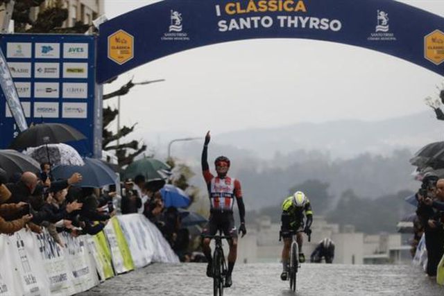 Tomás Contte vencedor em Santo Tirso