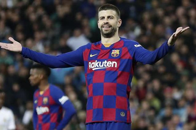 Koeman conversou com Busquets e Piqué
