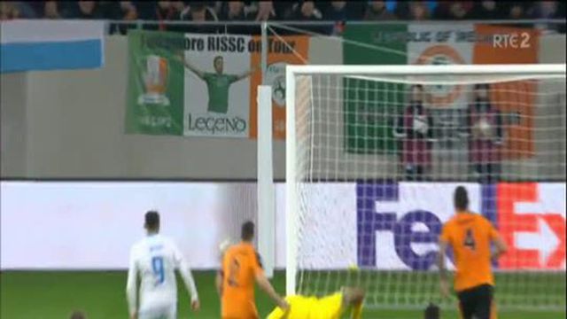 A espetacular defesa de Gavin Bazunu