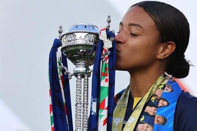 Notícia A BOLA: Benfica garante dois reforços de peso para Filipa Patão