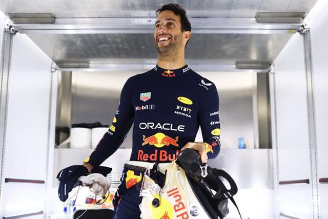 Daniel Ricciardo substitui Nyck de Vries na AlphaTauri