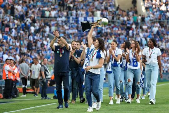 FC Porto a solo na primeira divisão