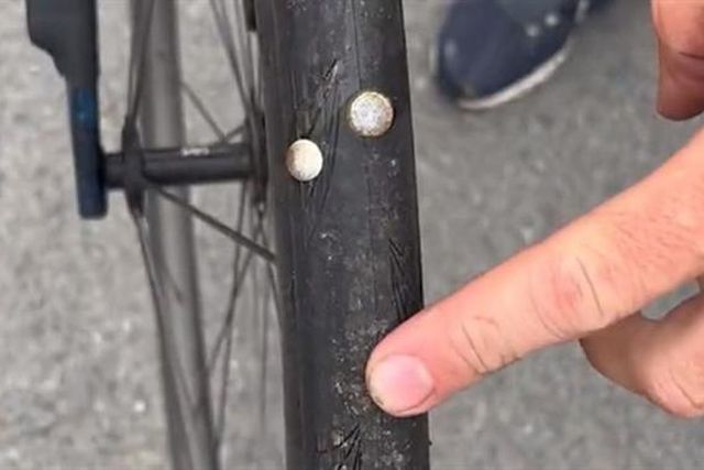 Tour: Ciclistas denunciam existência de pioneses na estrada (vídeo)