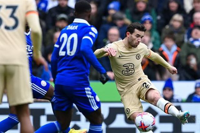 João Félix e Enzo levam a melhor frente a Ricardo Pereira (veja os golos)