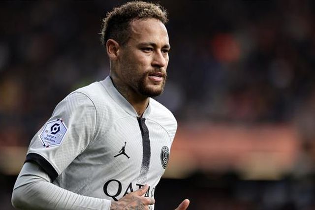 PSG quer negociar venda de Neymar