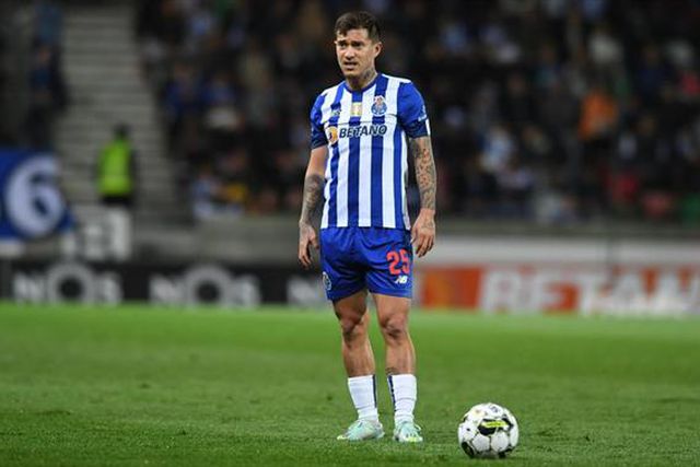 À atenção do FC Porto: Al Nassr impedido de inscrever jogadores!