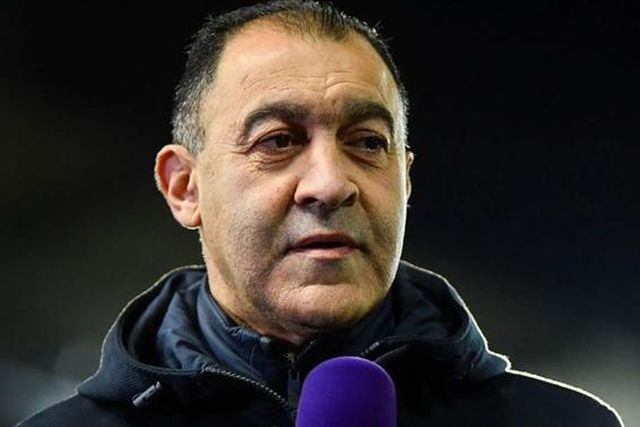 Treinador do Angers despedido após frase chocante: «Já todos tocámos em meninas»