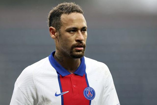 Neymar pressionado para não renovar