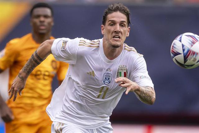 Zaniolo pisca o olho... à Juventus