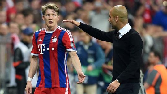 'Mannschaft' atravessa crise e Schweinsteiger culpa Guardiola