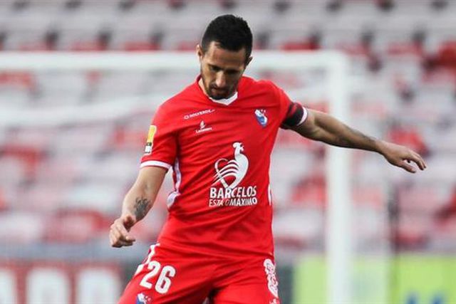 Rúben Fernandes continua por mais uma época