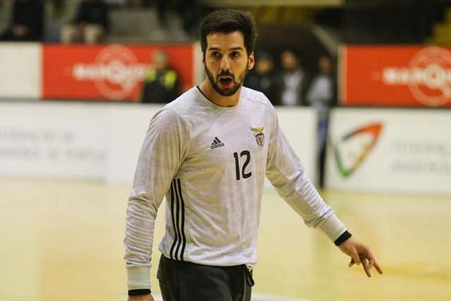 Miguel Espinha ruma a Espanha