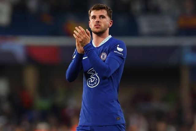 Antes de assinar pelo United, Mount explicou-se aos adeptos do Chelsea (vídeo)