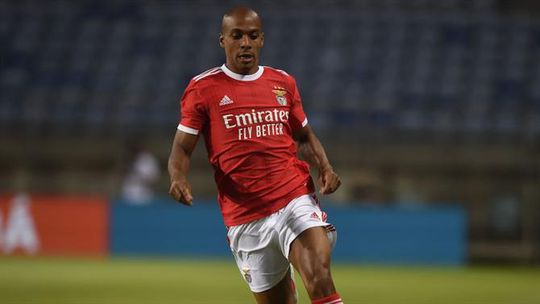 João Mário dá vantagem ao Benfica em Vizela e apanha Gonçalo Ramos na liderança de A BOLA de Prata (vídeo)