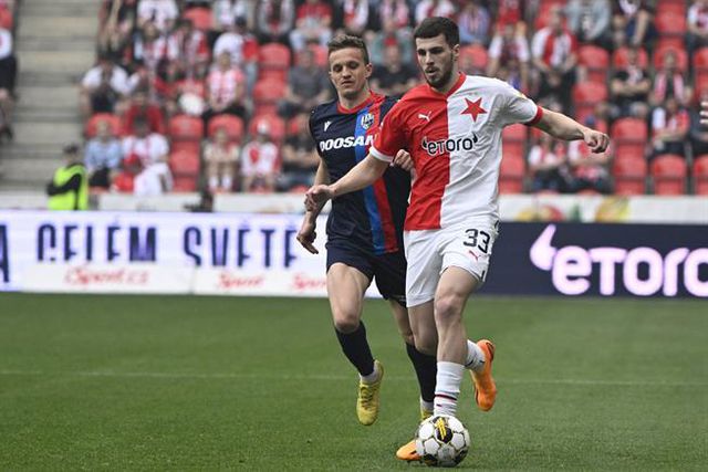 Objetivo: Jurásek em estágio