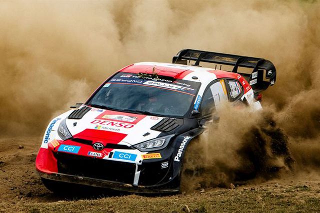 Ogier imparável no Rali Safari