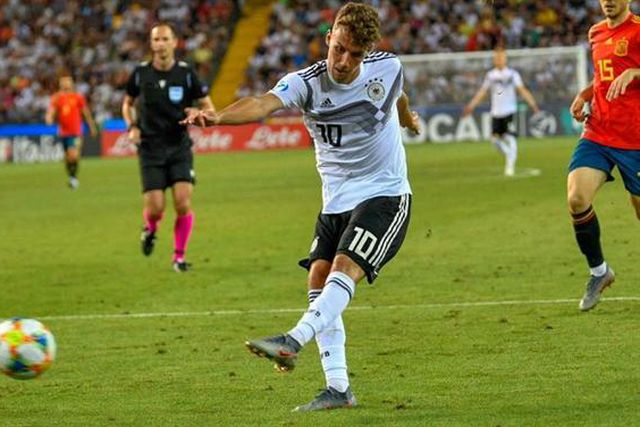 Luca Waldschmidt ausente do treino para rumar a Lisboa