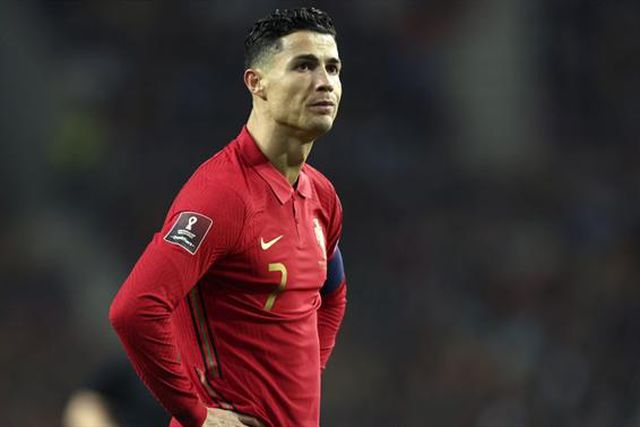 Ronaldo sem votos, Benzema venceu com a segunda maior diferença de sempre