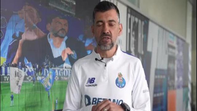 Sérgio Conceição assinala Dia Internacional da Mulher