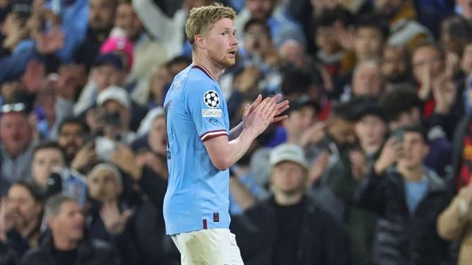 De Bruyne falha início de época