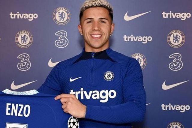 Sabe quanto se gastou em transferências esta época em todo o mundo? O recorde não foi batido…