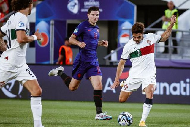 Portugal empata com os Países Baixos e fica com vida difícil