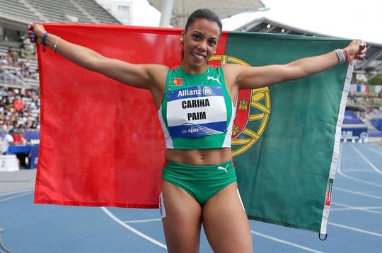 Segunda vaga em Paris2024 por Carina Paim