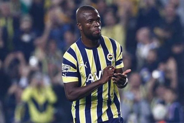 Goleador de Jorge Jesus tem proposta do Brasil