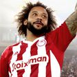 Oficial: Olympiakos rescinde com Marcelo