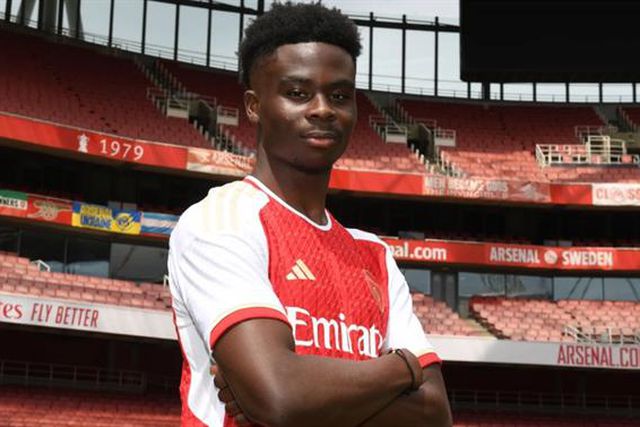 Nova camisola estava à venda há um mês e foi retirada devido a erro detetado por adeptos