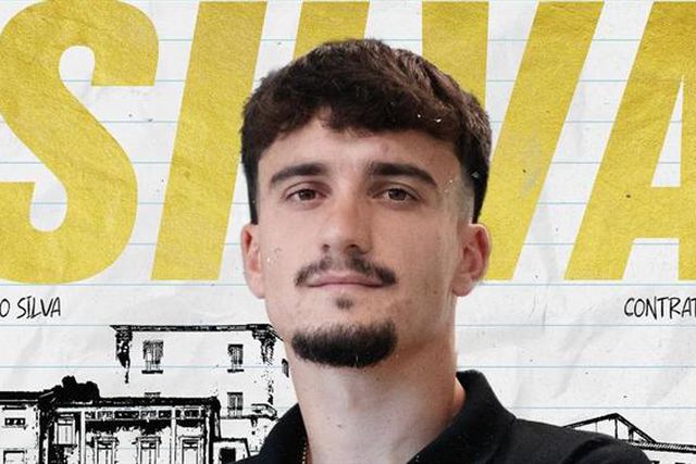 Oficial: João Silva para o ataque dos estudantes