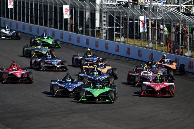 Fórmula E em Roma: Félix da Costa tem pódio(s) debaixo de olho