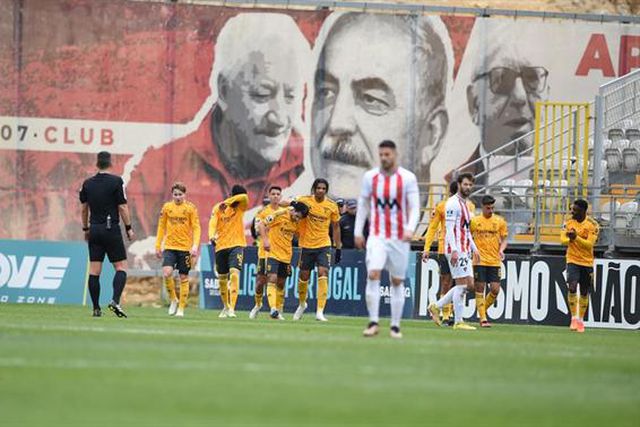 Benfica B com um 'reforço' empata em Matosinhos e soma terceiro jogo sem vencer 