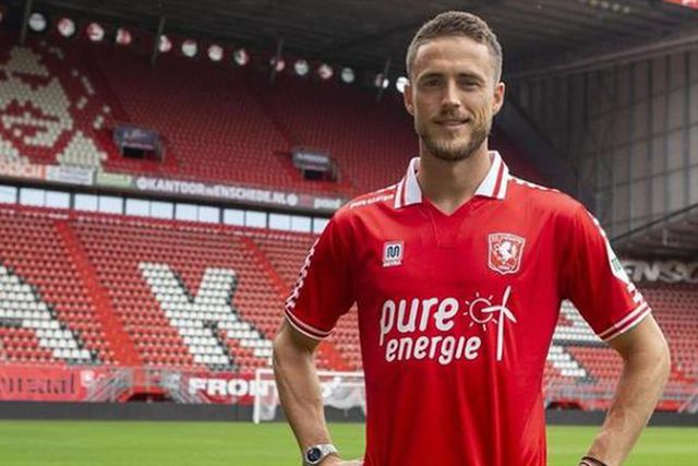 Van Wolfswinkel não esquece o dérbi entre Sporting e Benfica