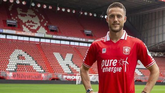 Van Wolfswinkel não esquece o dérbi entre Sporting e Benfica