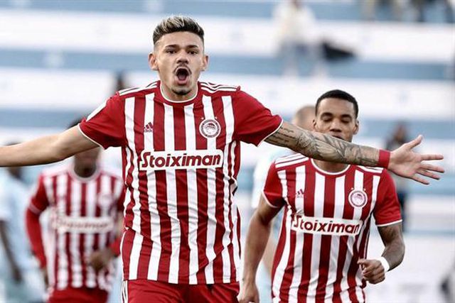 Luís Castro quer tirar Tiquinho do Olympiakos