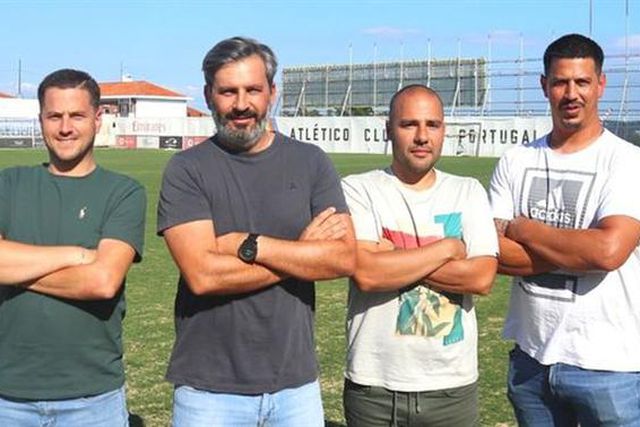 Conduziu o histórico de Alcântara à Liga 3 e já renovou