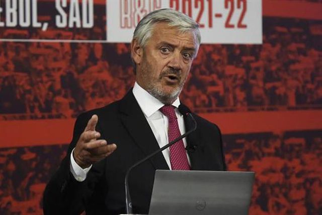 Fim de uma era: O homem que preferia golfe e revolucionou o futebol 