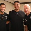 Jardel deu 'prenda' a Hulk e Scolari