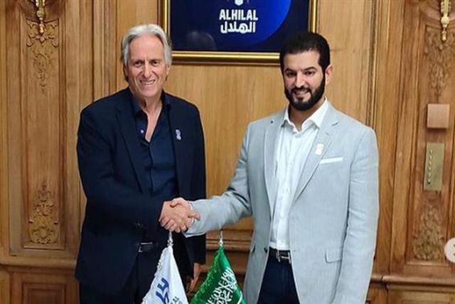 Al Hilal mostra currículo de Jesus… mas esquece a segunda passagem pelo Benfica (foto)