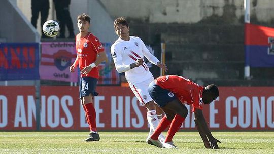 Nenê renova para jogar para lá dos 40 anos: «Estou ativo, com empenho»