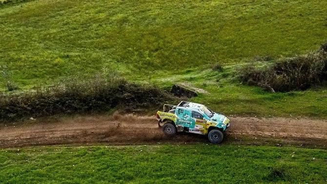 Quatro feridos na Baja de Portalegre por queda de estruturas metálicas