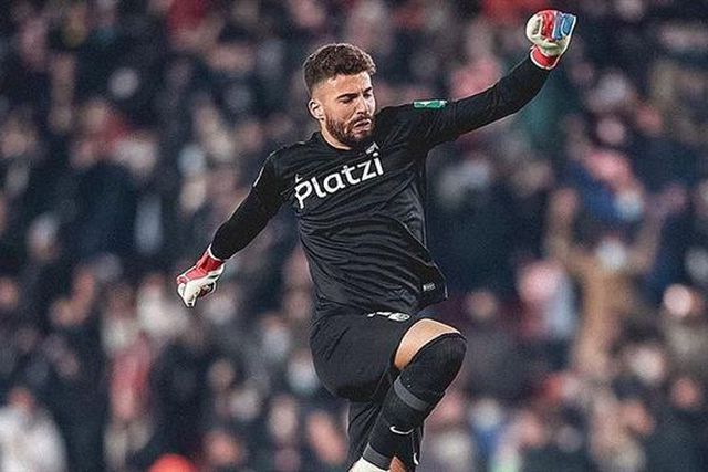 Maximiano recebe aviso do diretor geral