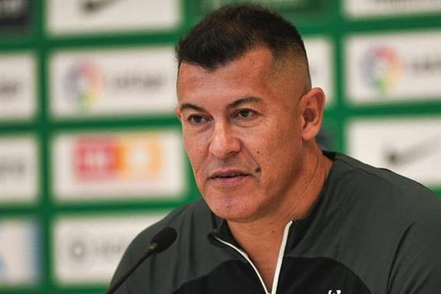 Segunda ‘chicotada psicológica’ da época: sai Jorge Almirón