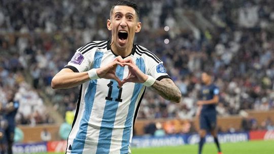 Sondagem: Di María, como diz Menotti, está à altura de Kempes, Maradona e Messi? Veja o resultado final