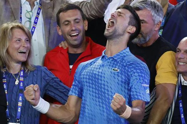 Djokovic bate recorde no topo